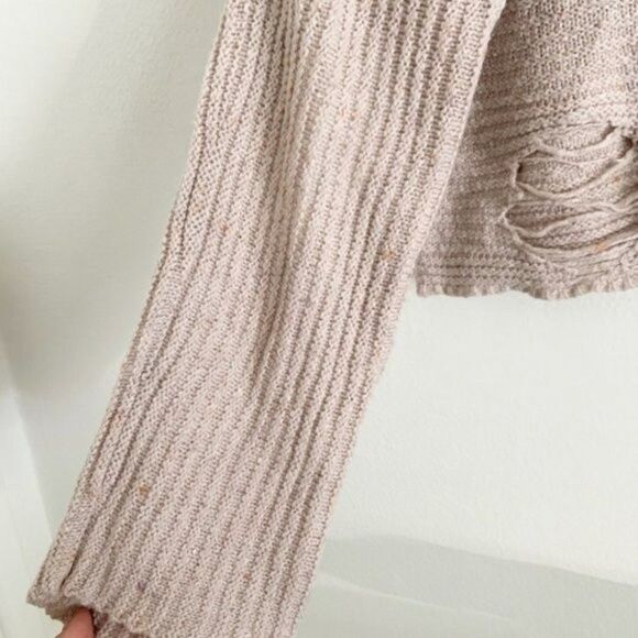 Wildfox Terra Crop Sweater Small – Soft Long Sleeve Knit Pullover - Picture 9 of 11